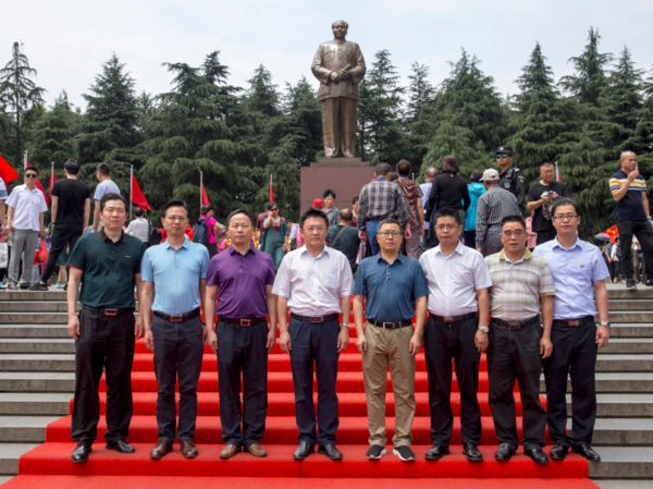 遵义干部学院常务副院长韦圣福等一行五人到我院进行考察交流